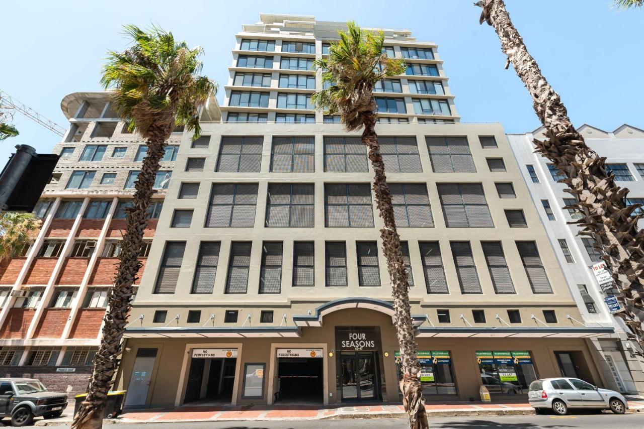 Four Seasons Apartments ケープタウン エクステリア 写真