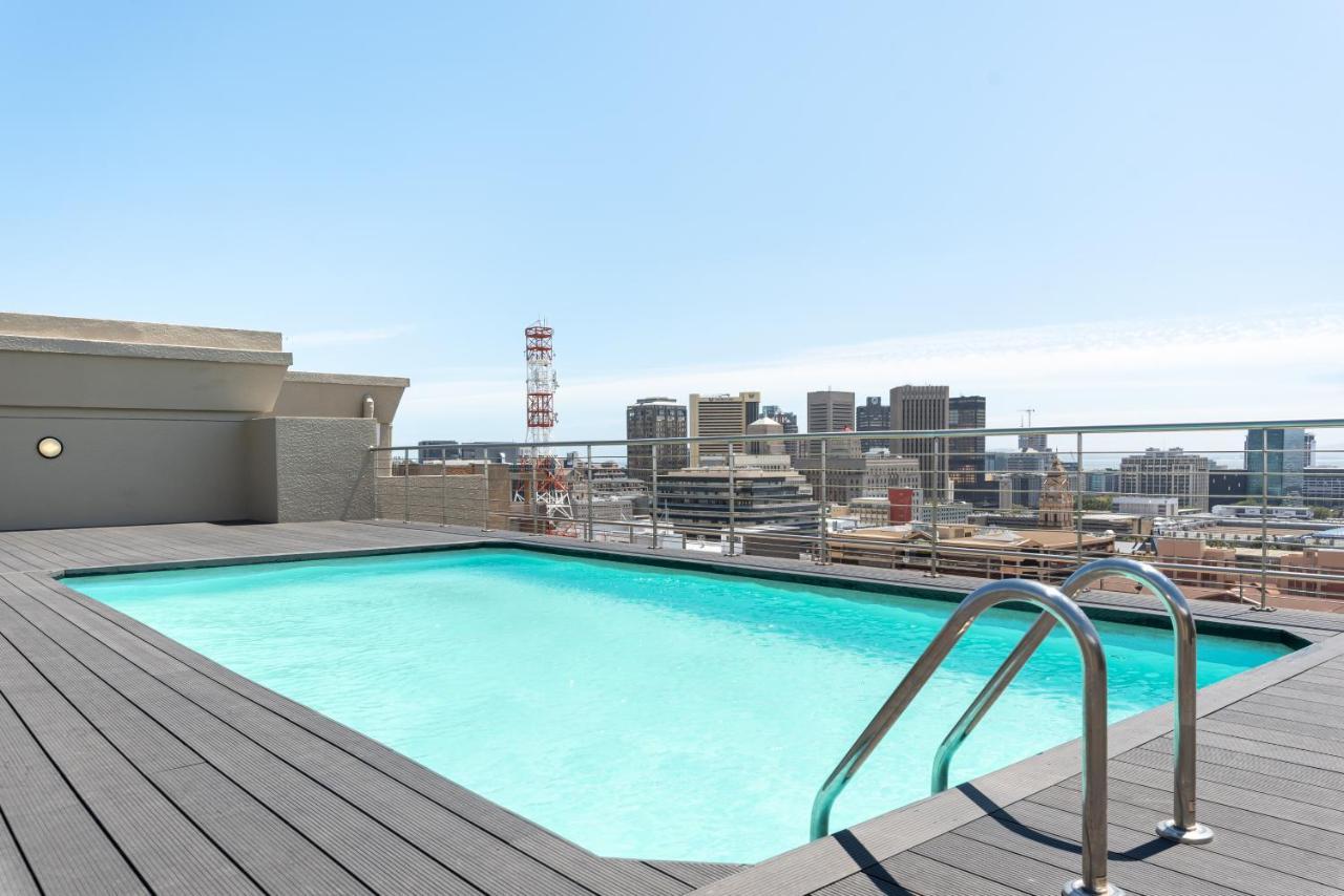 Four Seasons Apartments ケープタウン エクステリア 写真